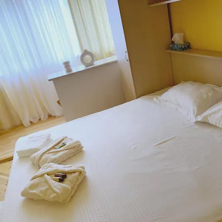 Central Apartament Apartment *
